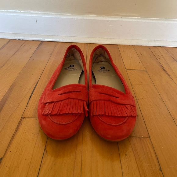 Red Suede Loafers - Size 8.5 - Picture 3 of 6